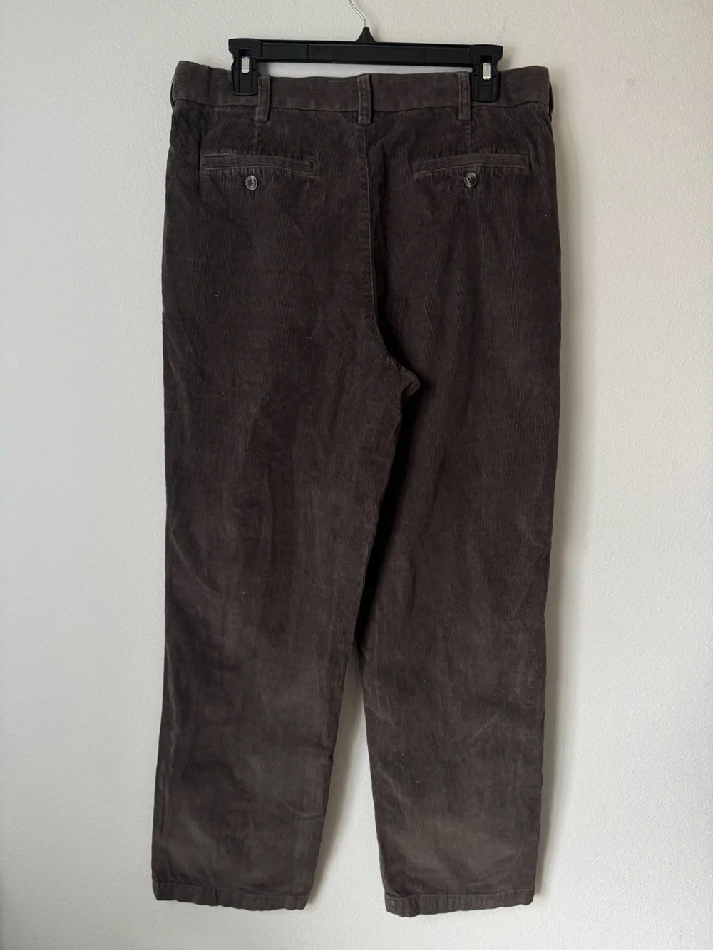 Croft & Barrow Mens 34x32 Brown Corduroy Pants Classic Fit Pleated